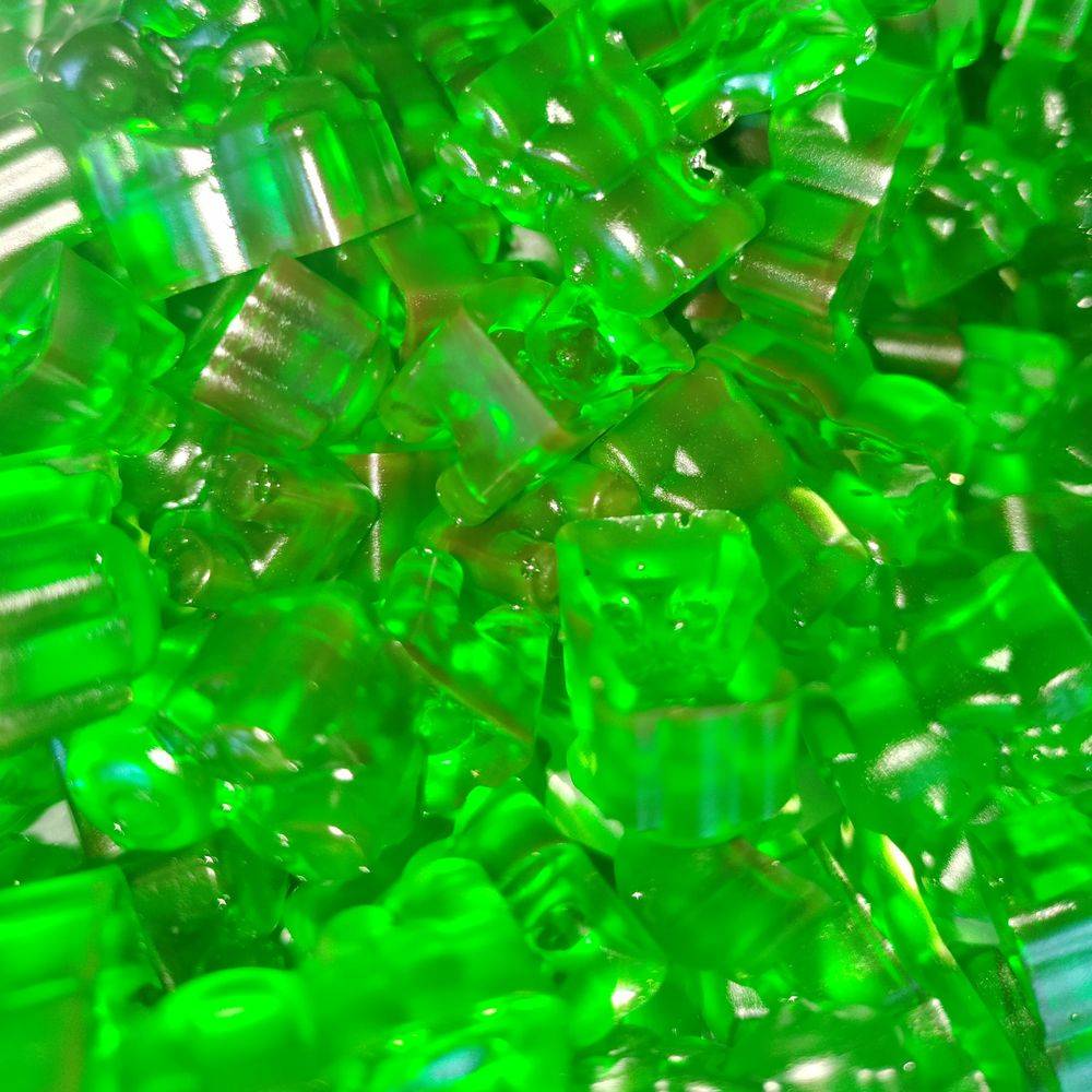Greean GLOW whiskey gummy bears